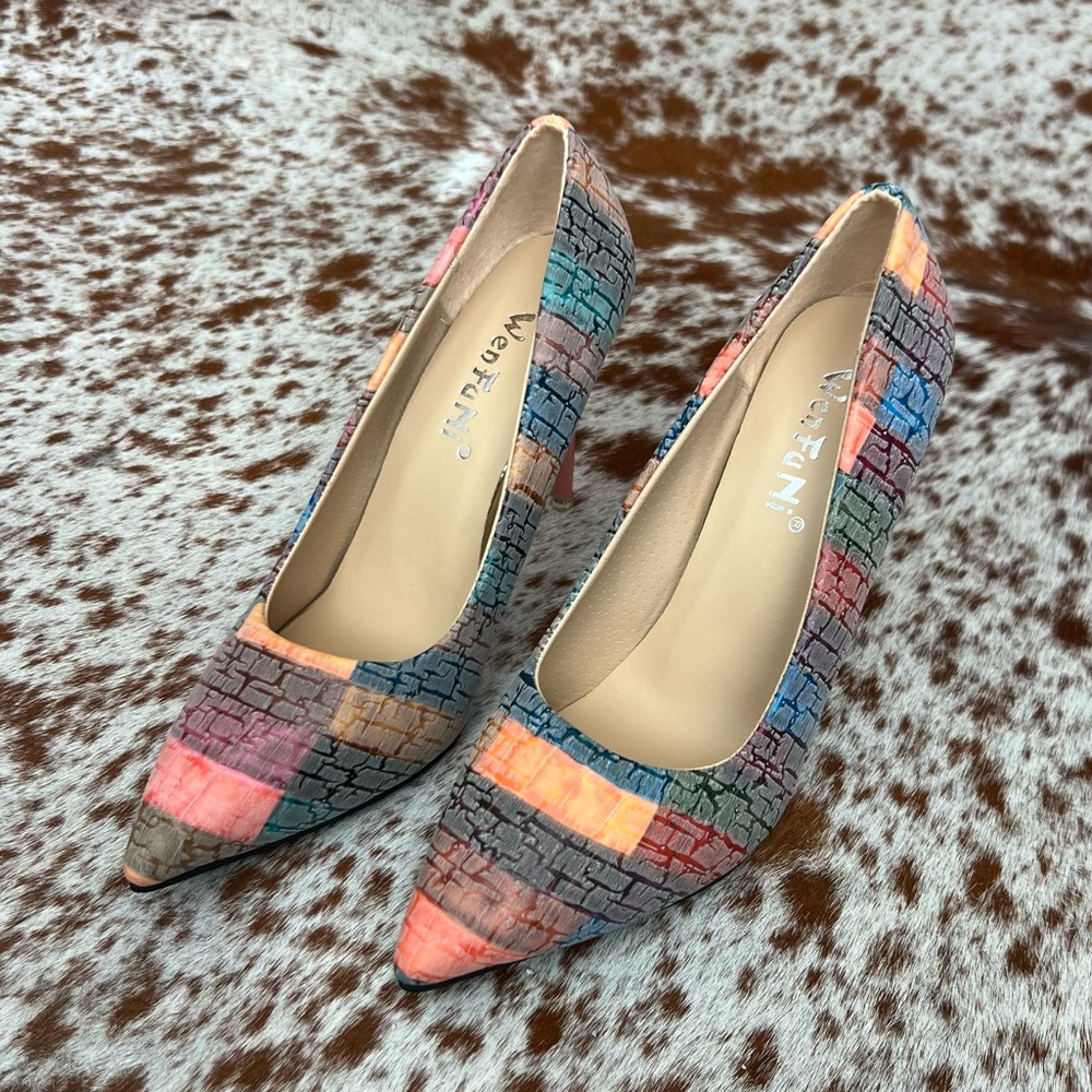 WenFuNi Heels Pointed Toe Pink Embroidered Plaid Stiletto Size 39 Women’s 8.5